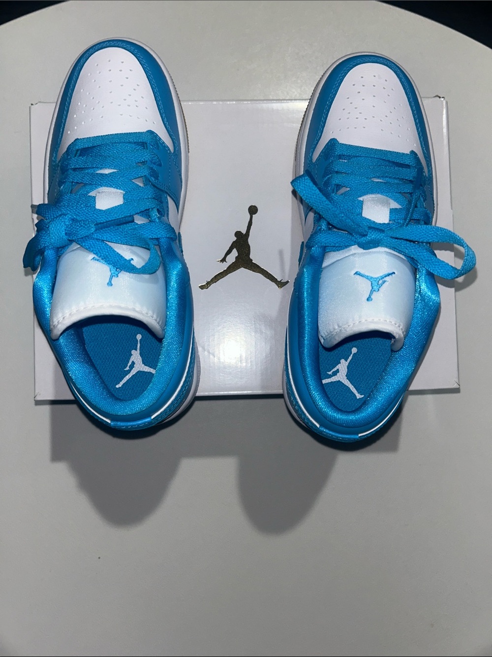 Jordan 1 Low “White Gum Light Brown Dark Powder Blue” Women’s Size 7 - Picture 6 of 12